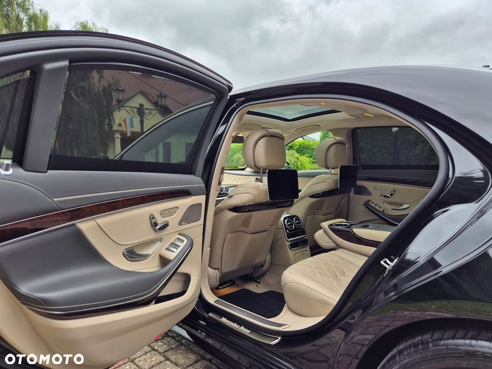 Mercedes-Benz Klasa S 560 4-Matic L 9G-TRONIC - 11