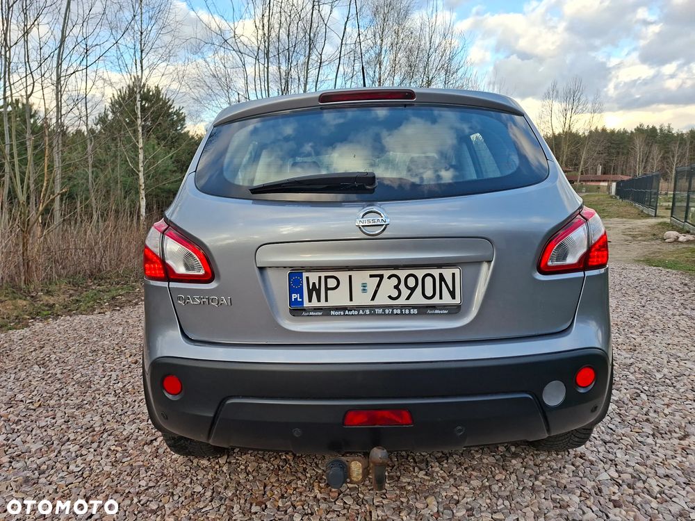 Nissan Qashqai 1.6 visia - 18