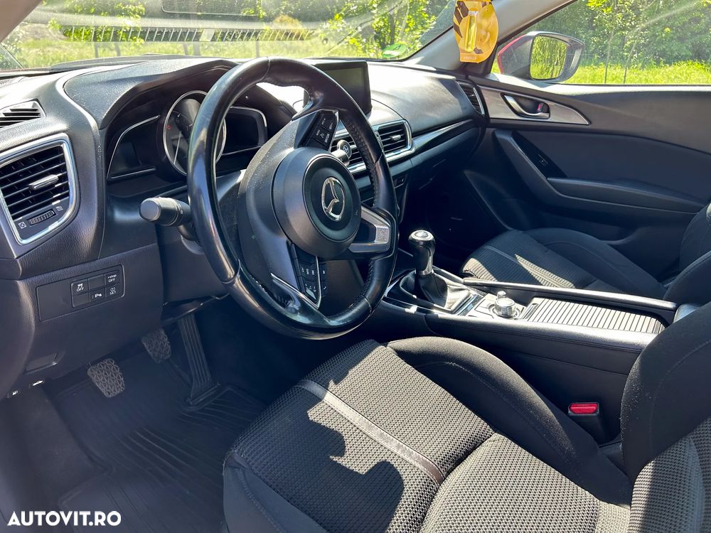 Mazda 3 G120 Revolution - 10