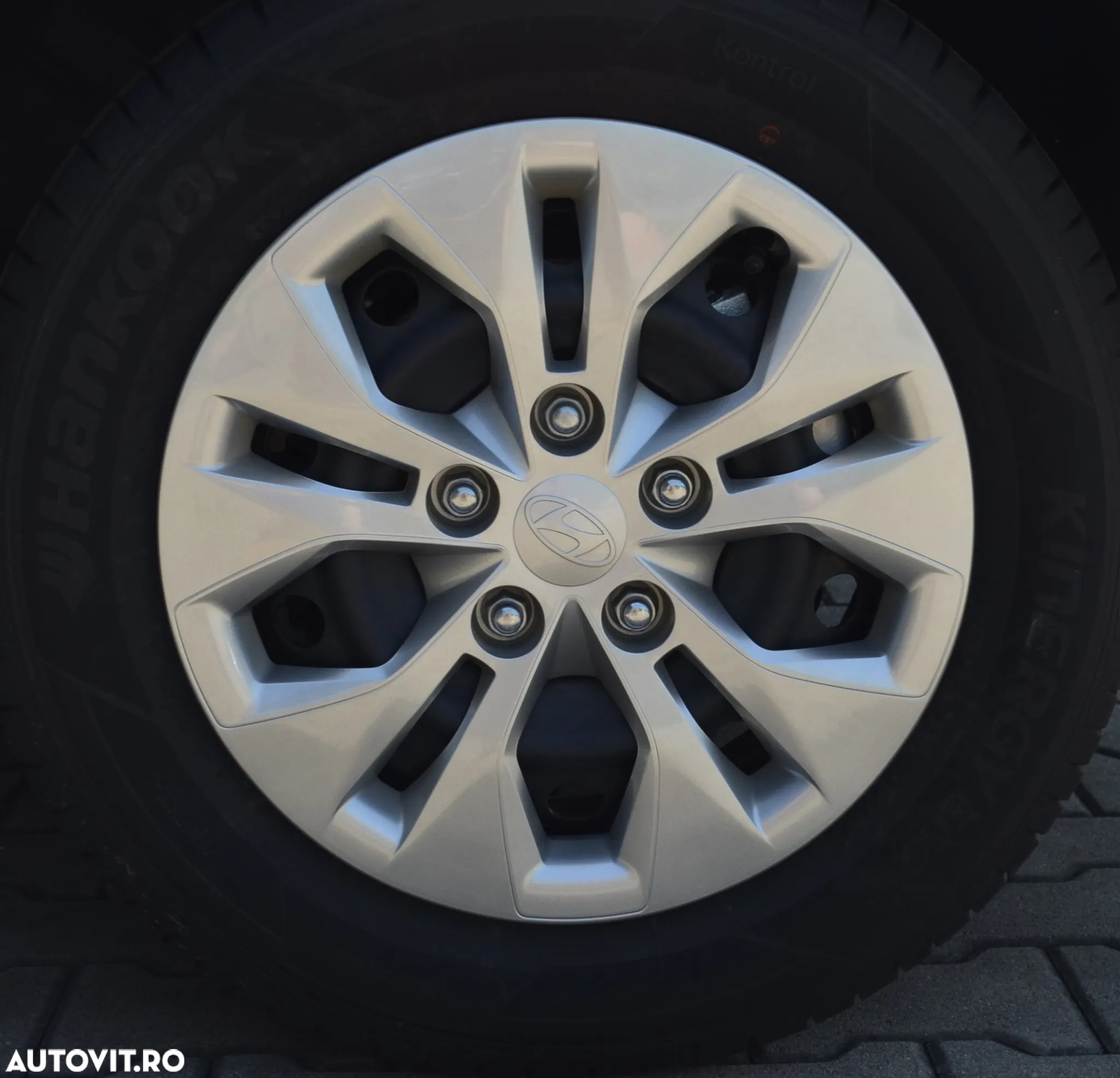 Hyundai i30 1.5 96CP M/T Comfort - 12