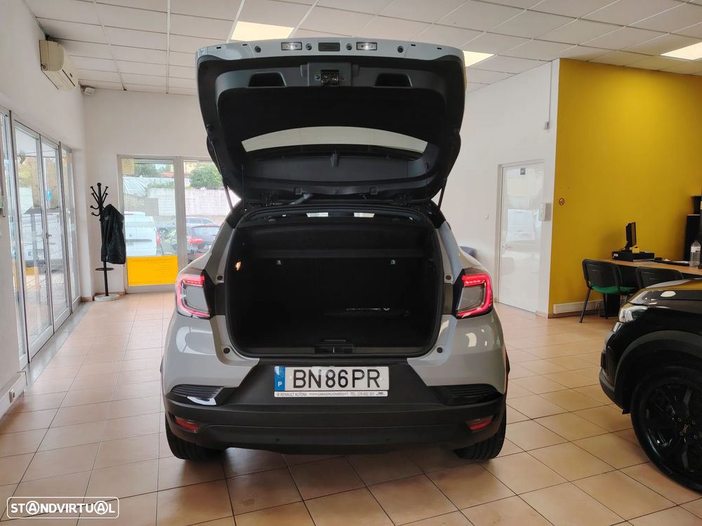 Renault Captur 1.0 TCe Techno Bi-Fuel - 32