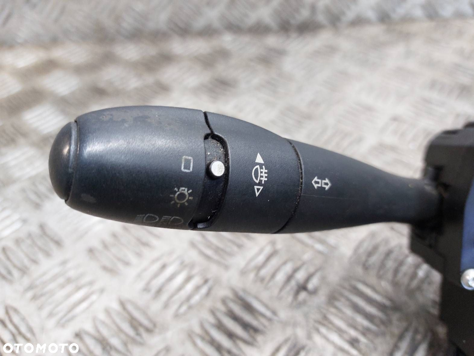 MANETKA PRZEŁĄCZNIK ZESPOLONY CITROEN C3 I 96488203XT - 2