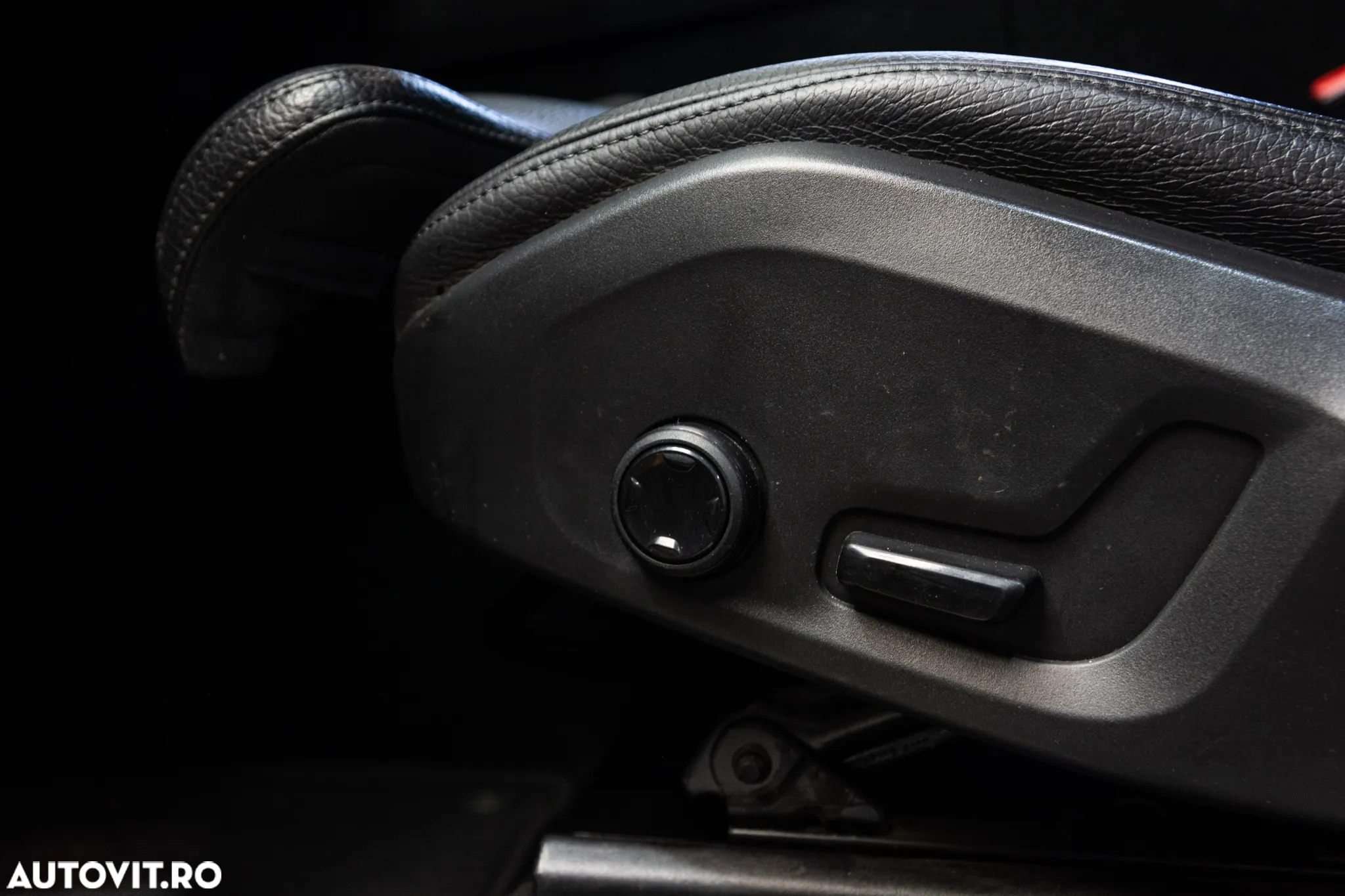 Volvo XC 60 D4 Geartronic Momentum Pro - 26