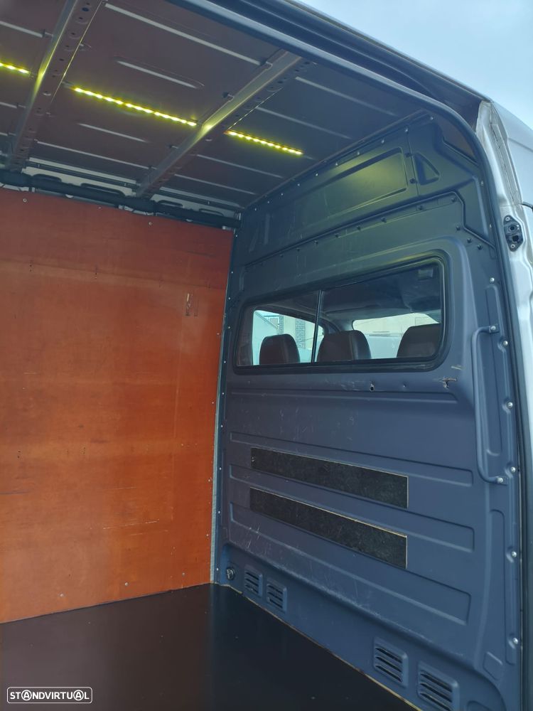 VW CRAFTER - 10