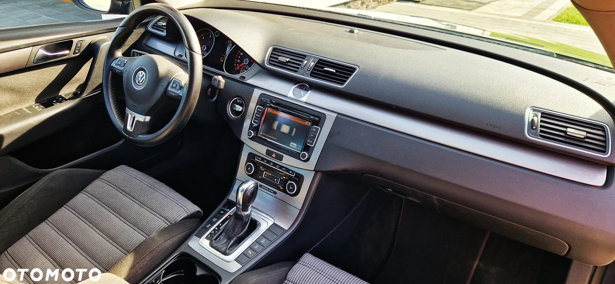 Volkswagen Passat Variant 2.0 TDI DSG BlueMotion Technology Exclusive - 20