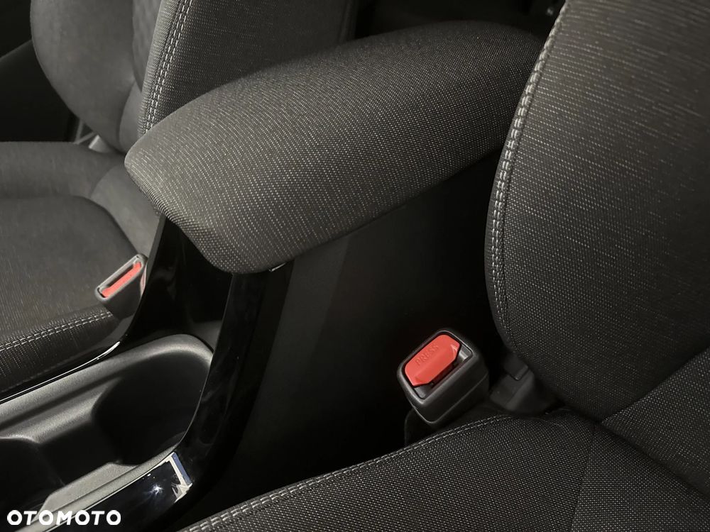 Toyota Corolla 1.8 Hybrid Style - 18
