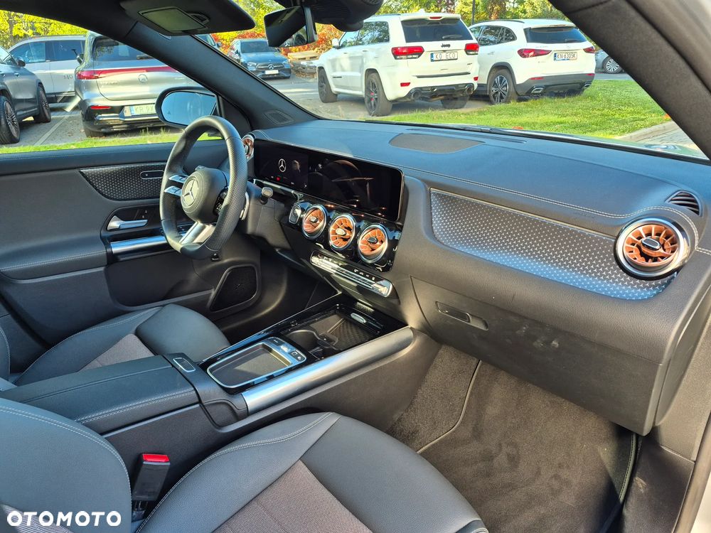Mercedes-Benz EQA 250+ 70.5kWh Electric Art - 30