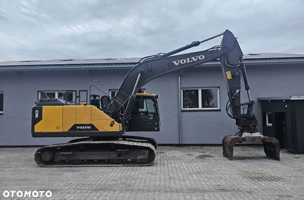 Volvo EC250EL Podnoszona Kabina - 12