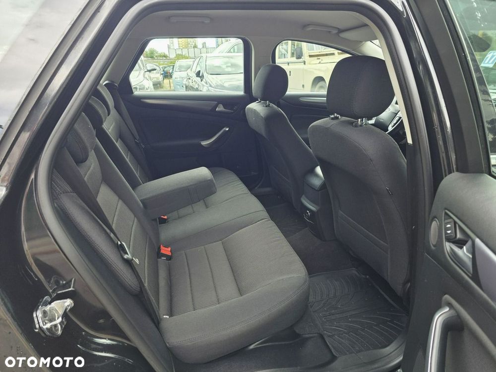 Ford Mondeo 2.0 EcoBoost Titanium - 26