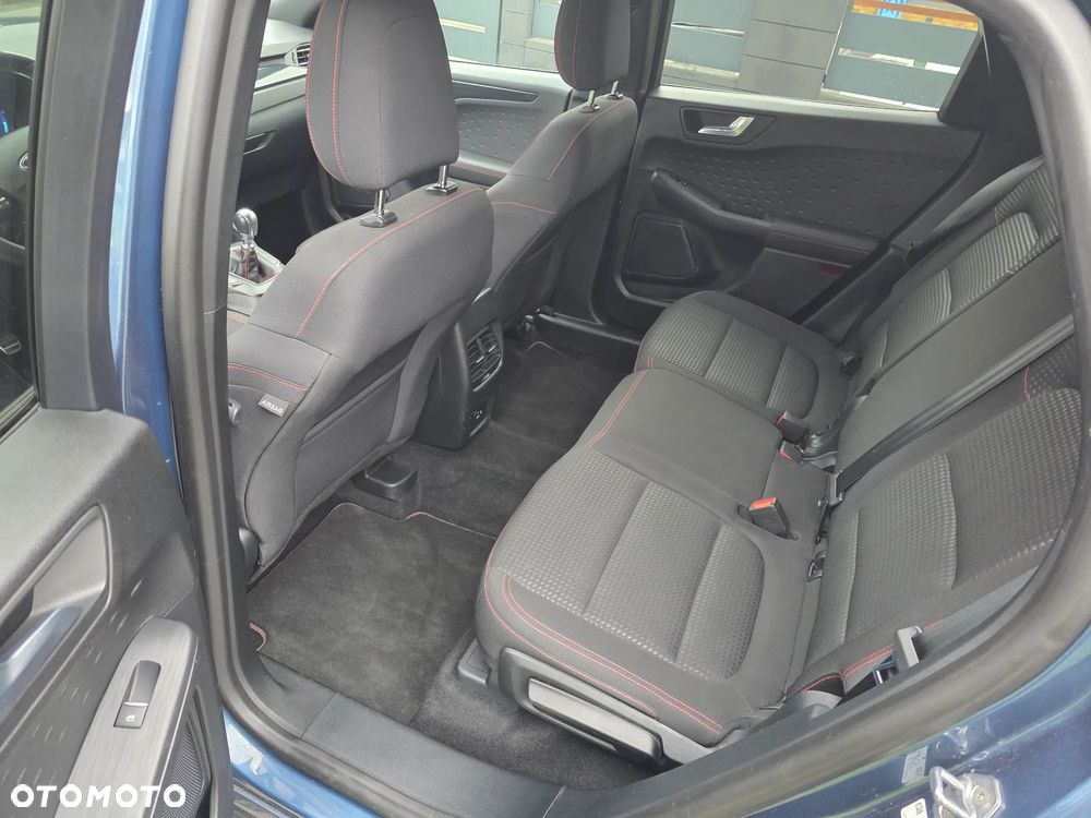 Ford Kuga 2.0 TDCi 2x4 ST-Line - 10