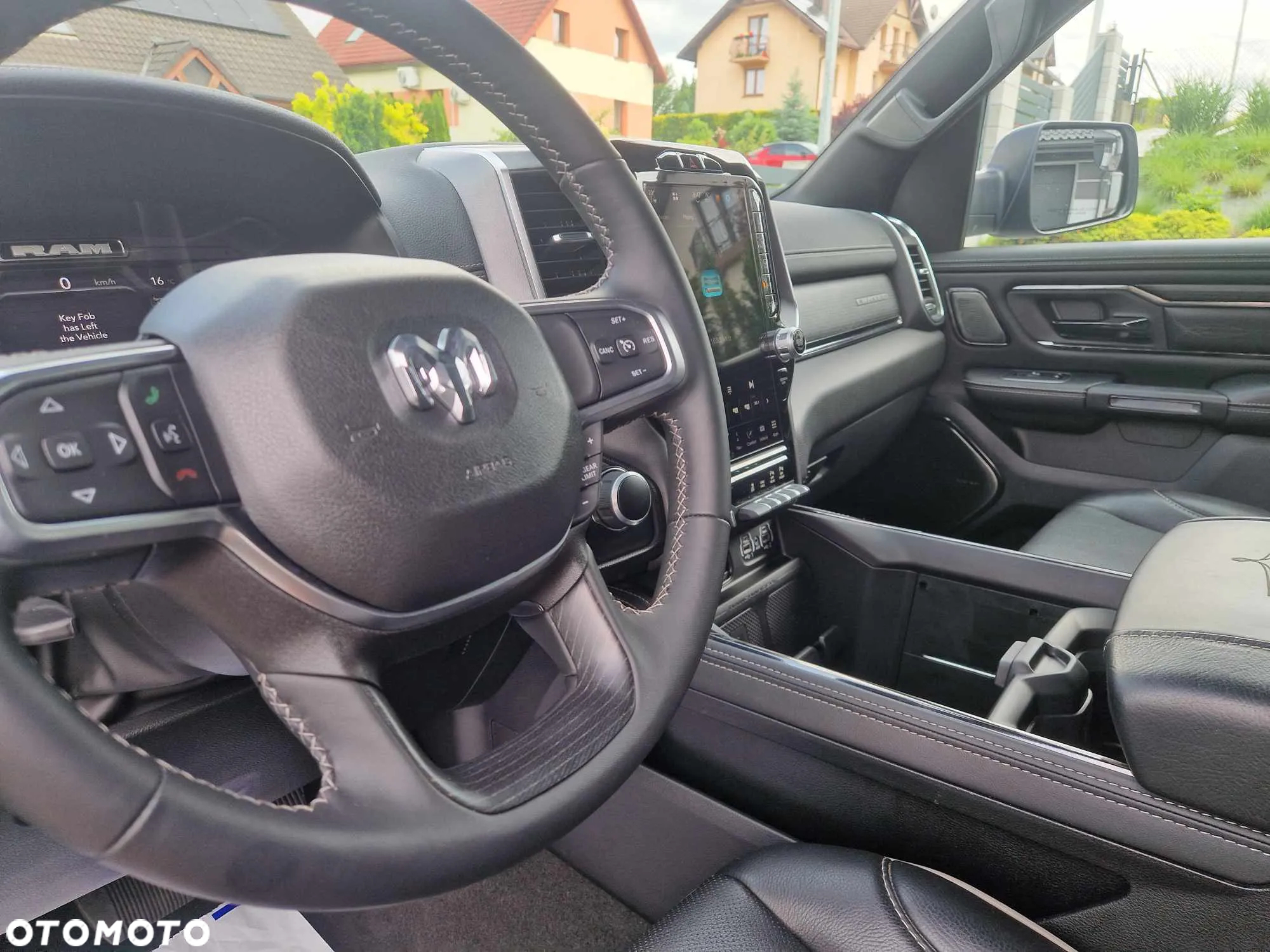 Dodge RAM 1500 5.7 4x4 - 24