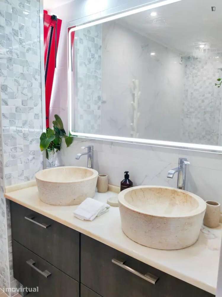 Apartamento com 2 quartos - localizado em Quarteira - Grande imagem: 4/22