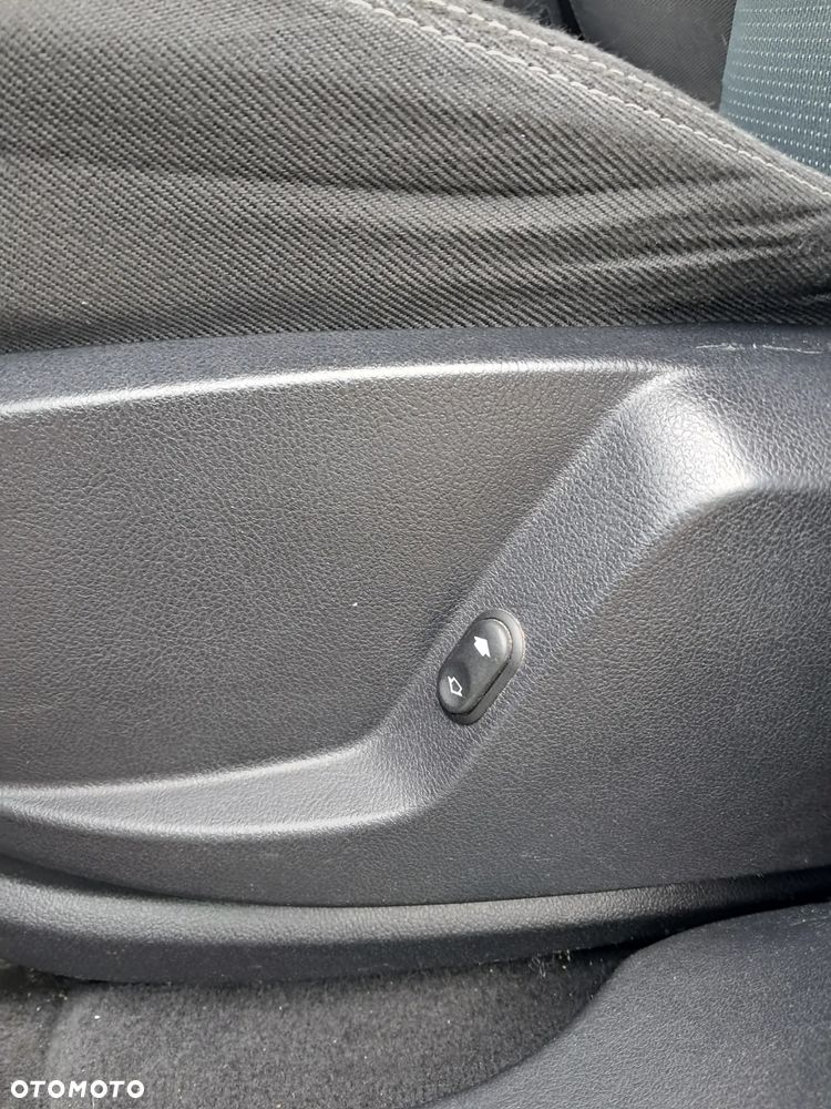 Ford S-Max - 24