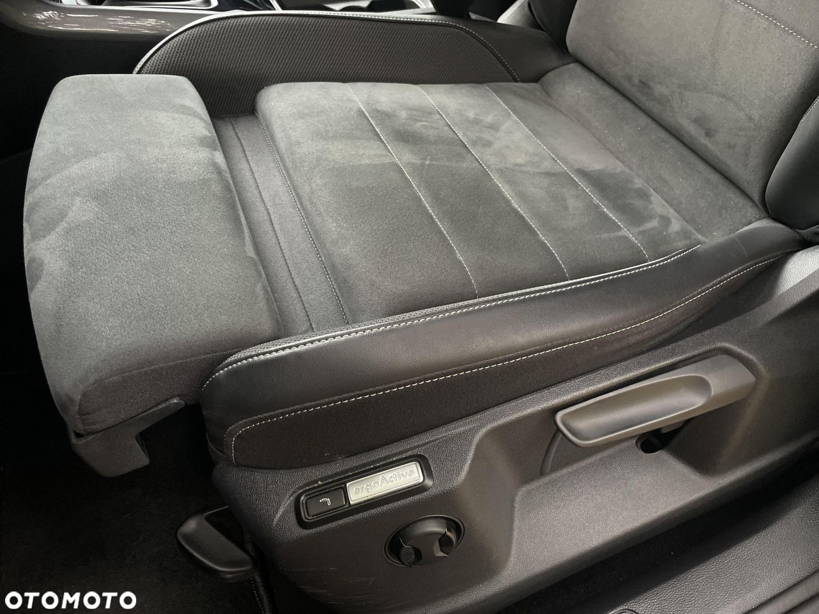 Volkswagen T-Roc 1.5 TSI Style DSG - 14