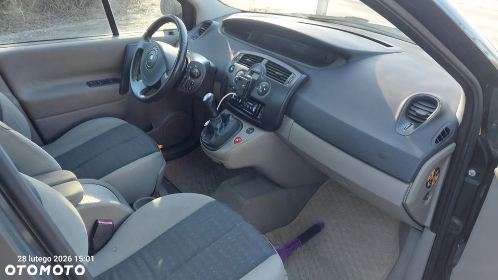 Renault Scenic - 7