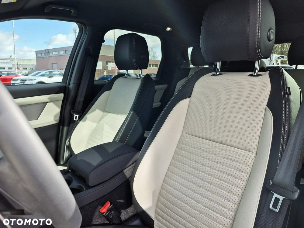 Land Rover Discovery Sport - 20