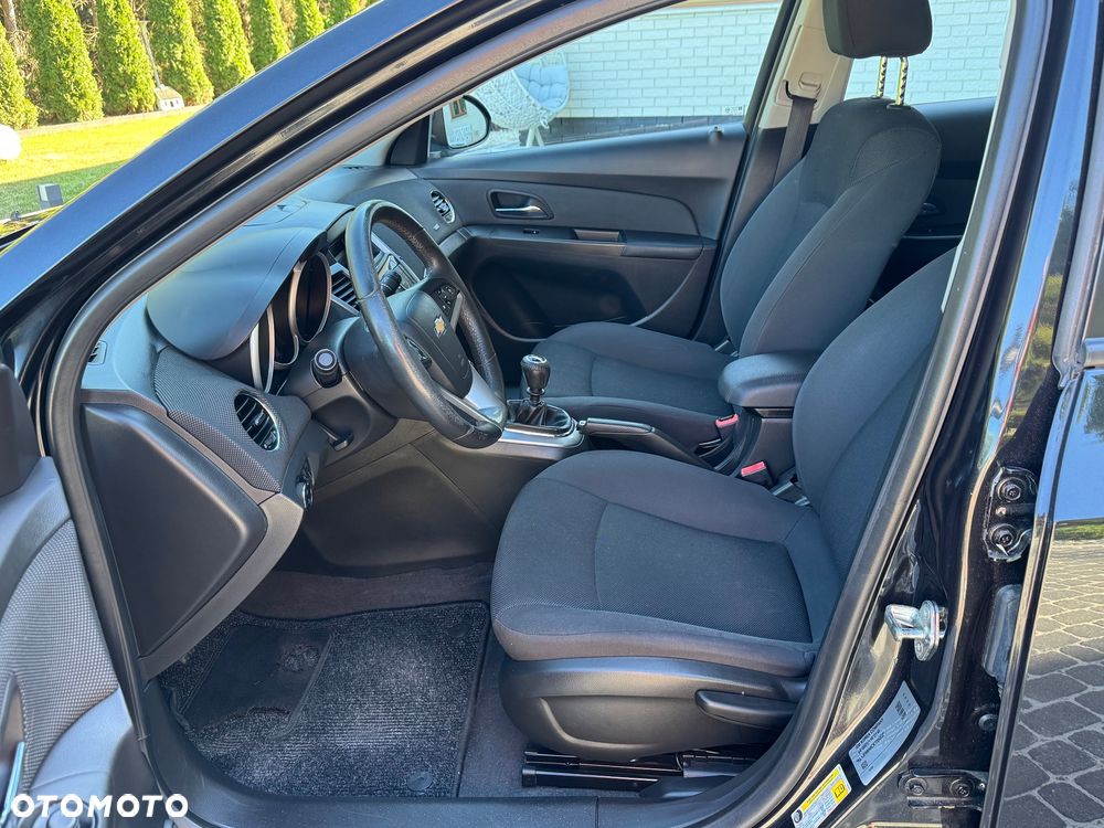 Chevrolet Cruze 1.8 LT+ - 28
