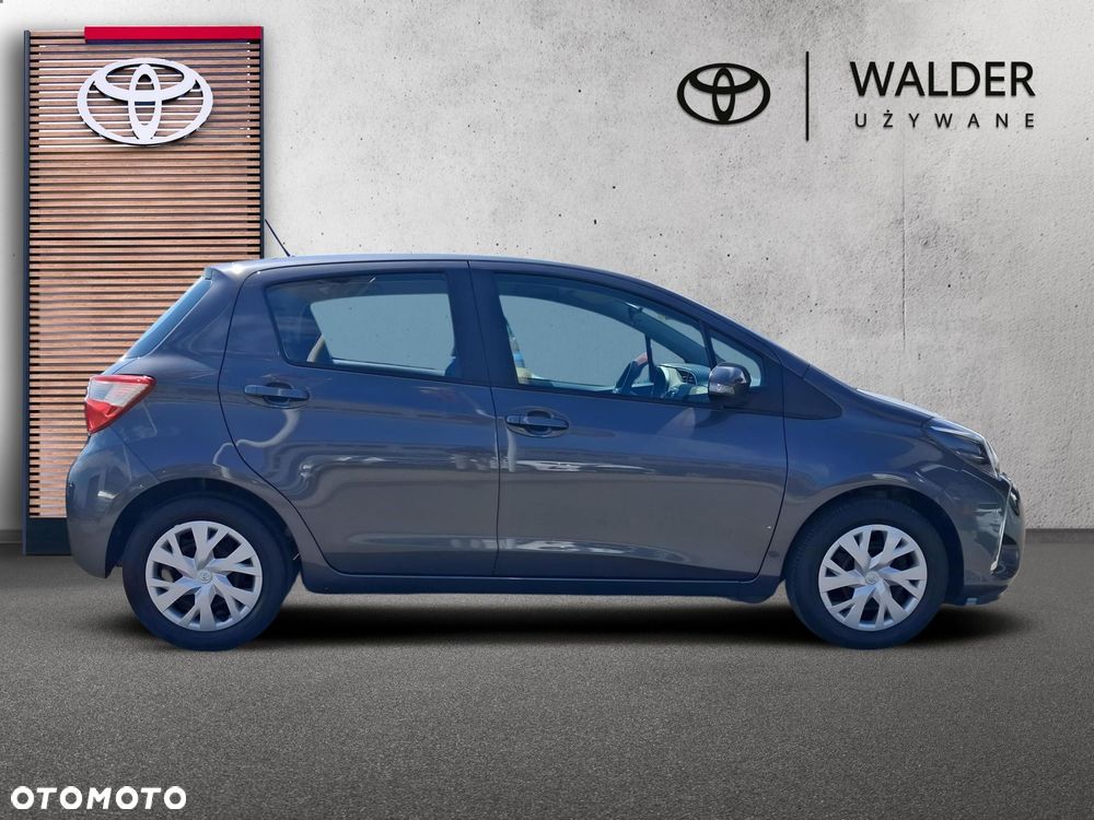 Toyota Yaris 1.5 Premium CVT - 6