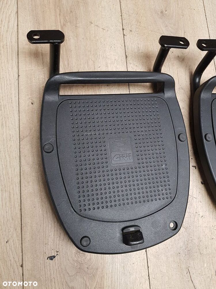 Płyta pod kufer centralny Givi E336 + stelaż - 3