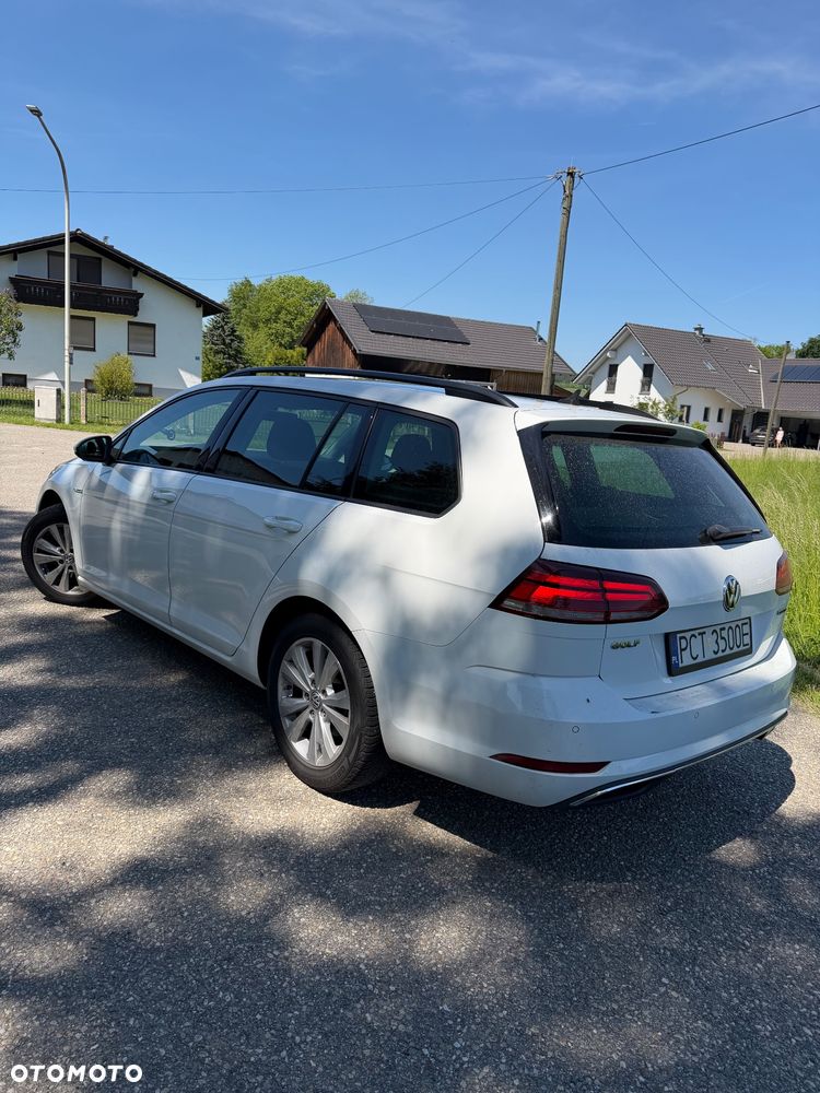 Volkswagen Golf 1.5 TSI BMT Comfortline - 3