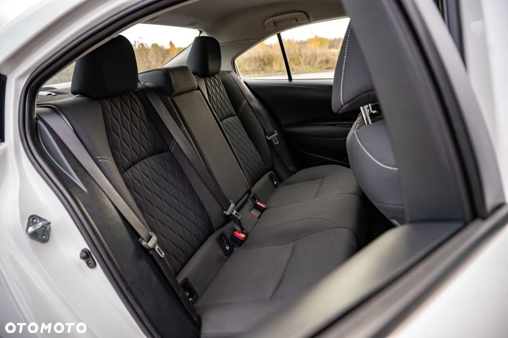 Toyota Corolla 1.6 Comfort - 21