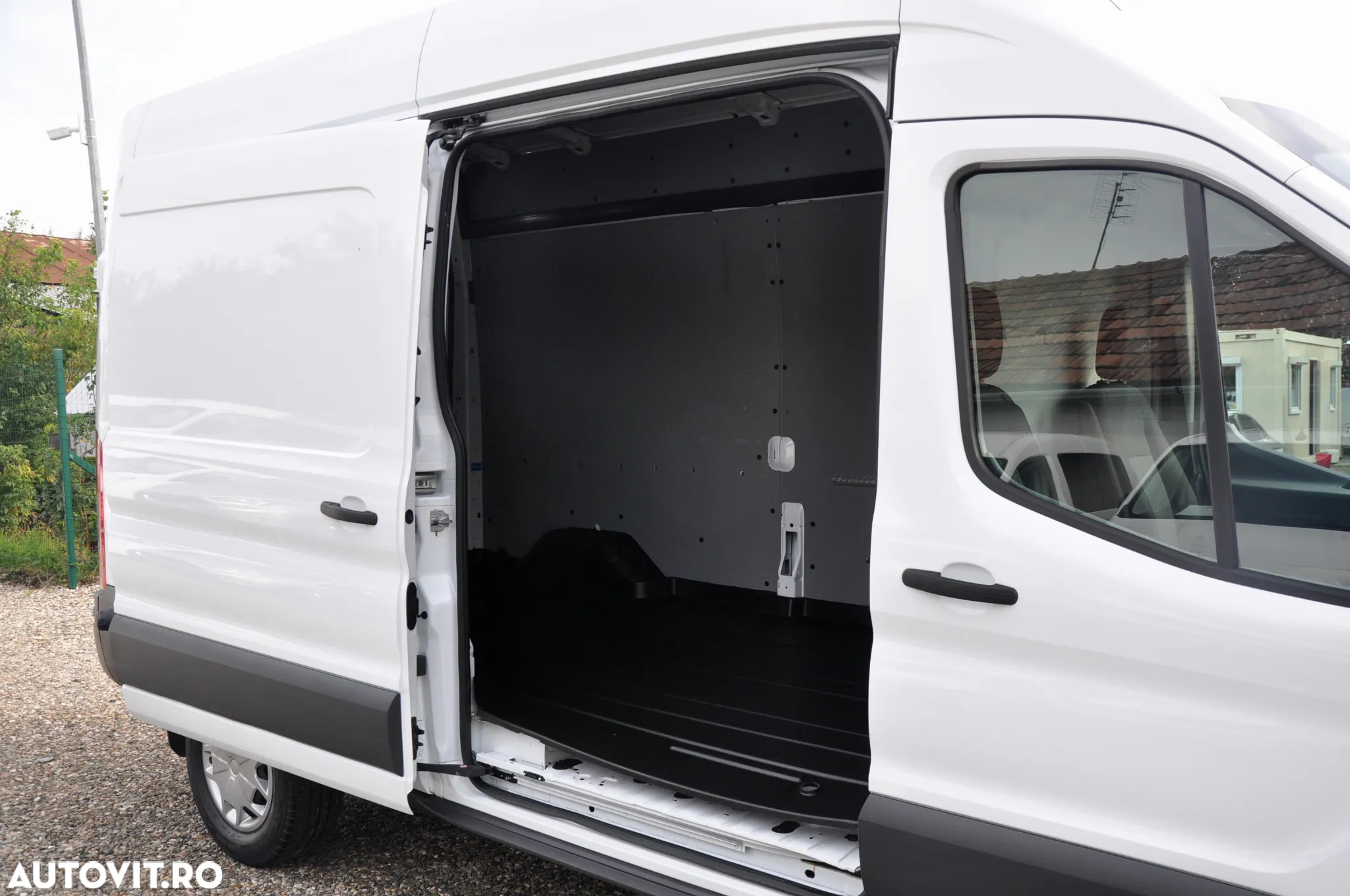 Ford Transit L3H3 Van 3 Locuri - 12