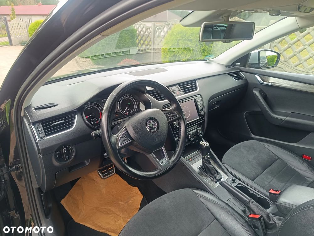 Skoda Octavia 2.0 TDI 4x4 DSG Scout - 11