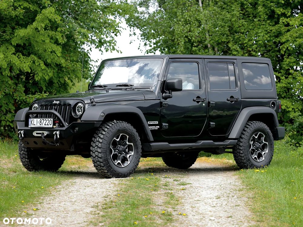 Jeep Wrangler 2.8 CRD Unlim Sport - 3