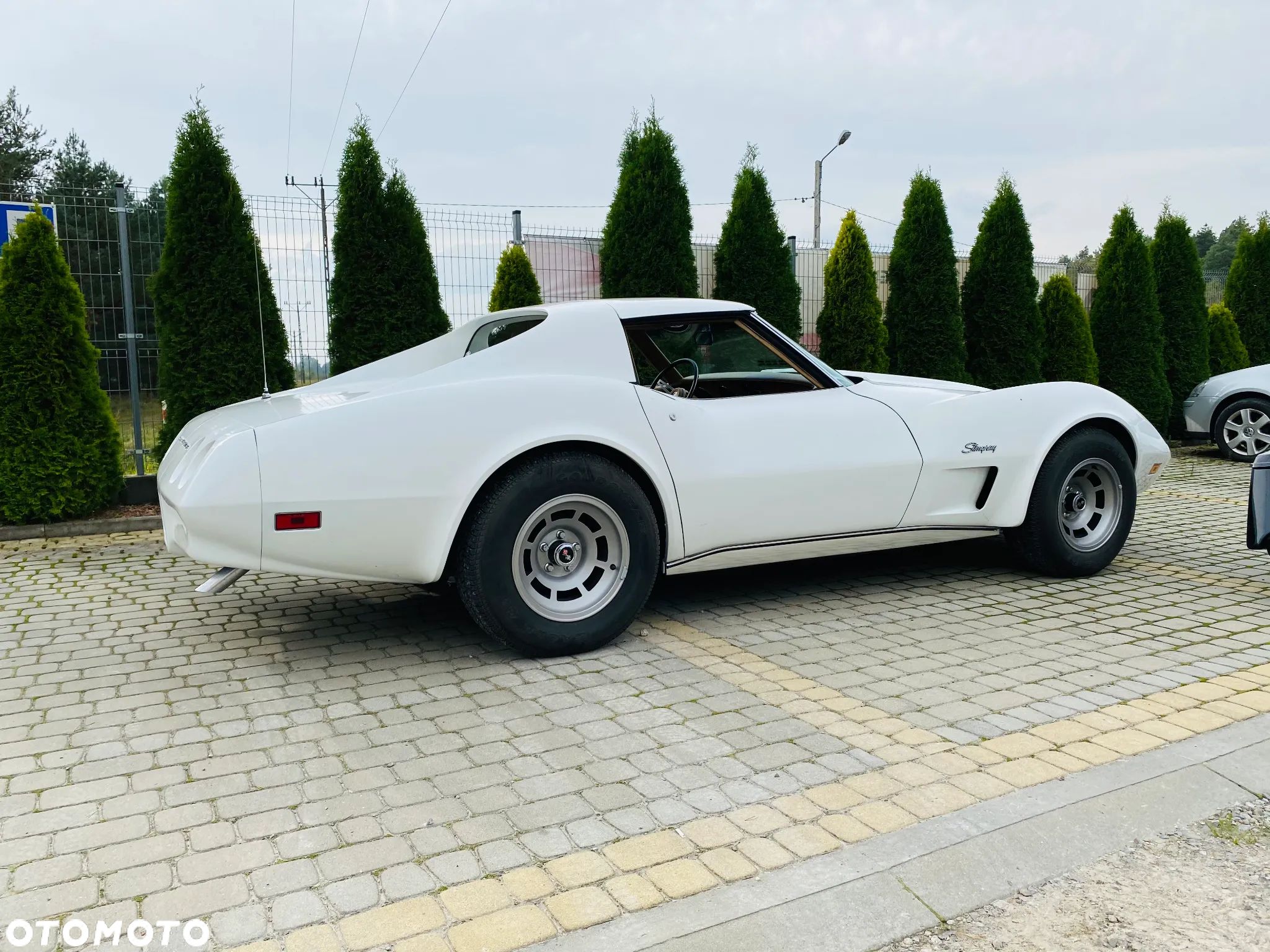 Chevrolet Corvette - 1