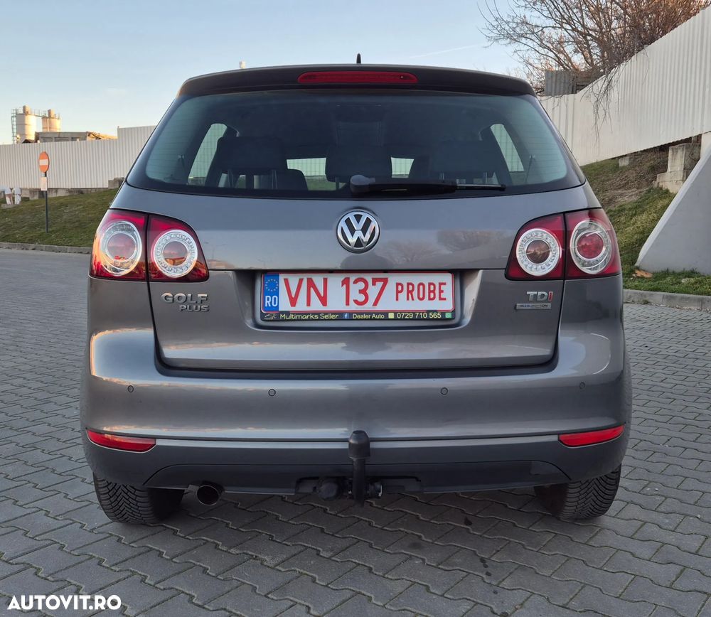 Volkswagen Golf 1.6 TDI BlueMotion Technology Comfortline - 13