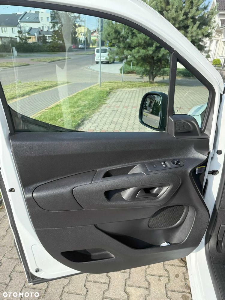 Citroën BERLINGO - 10