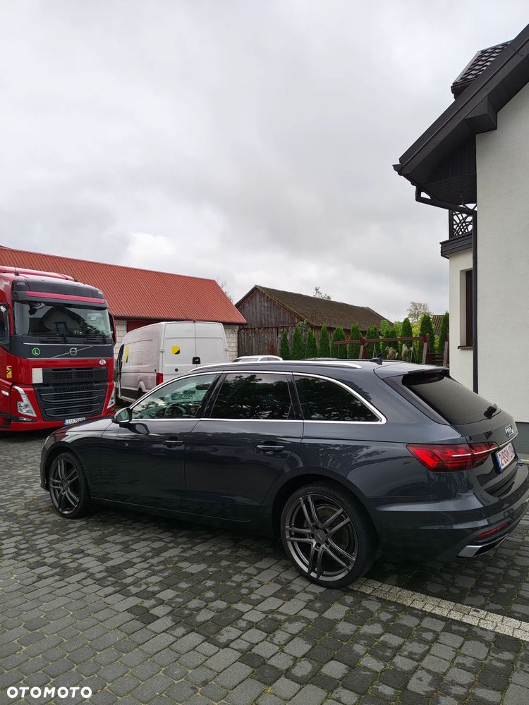 Audi A4 Avant - 10