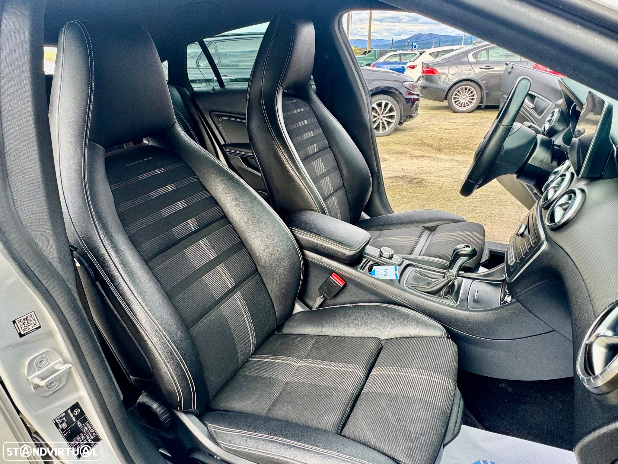 Mercedes-Benz CLA 180 CDi AMG Line - 49