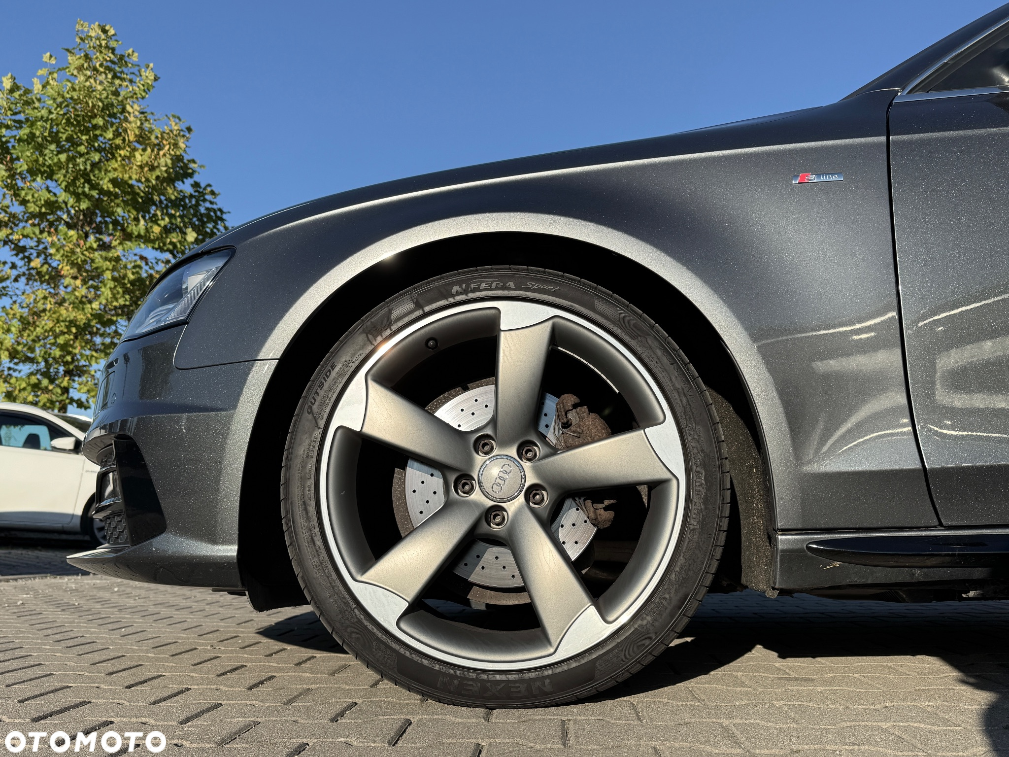 Audi A4 Avant 2.0 TDI DPF clean diesel quattro S line Sportpaket - 11