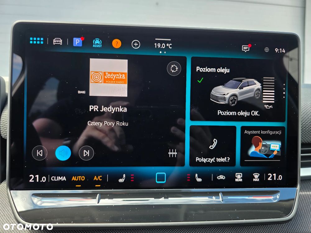 Volkswagen T-Roc 1.5 eTSI Life DSG - 32