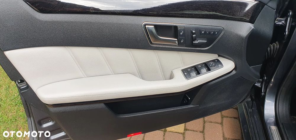 Mercedes-Benz Klasa E - 14