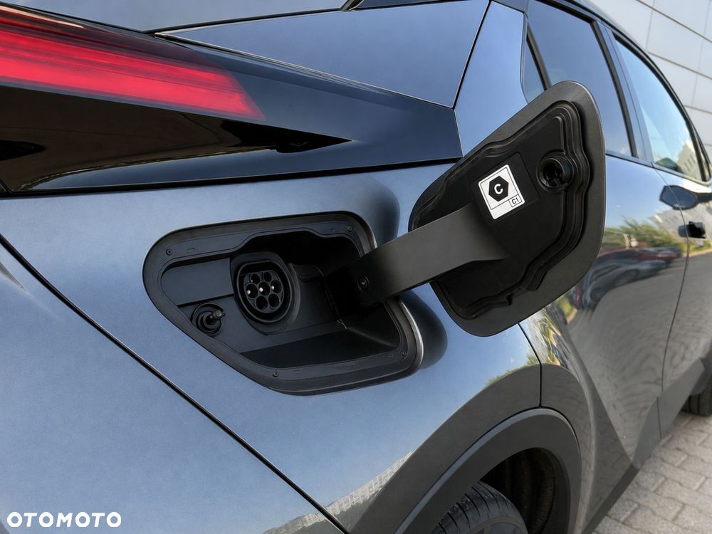Toyota C-HR - 9