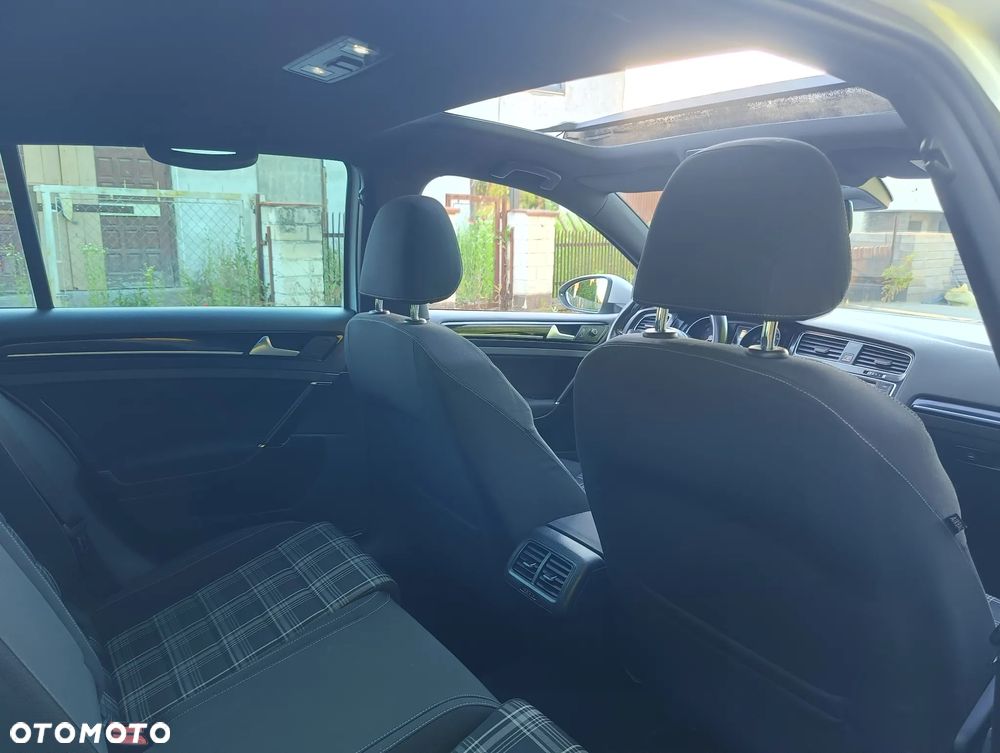 Volkswagen Golf GTD 2.0 TDI SCR DSG - 22