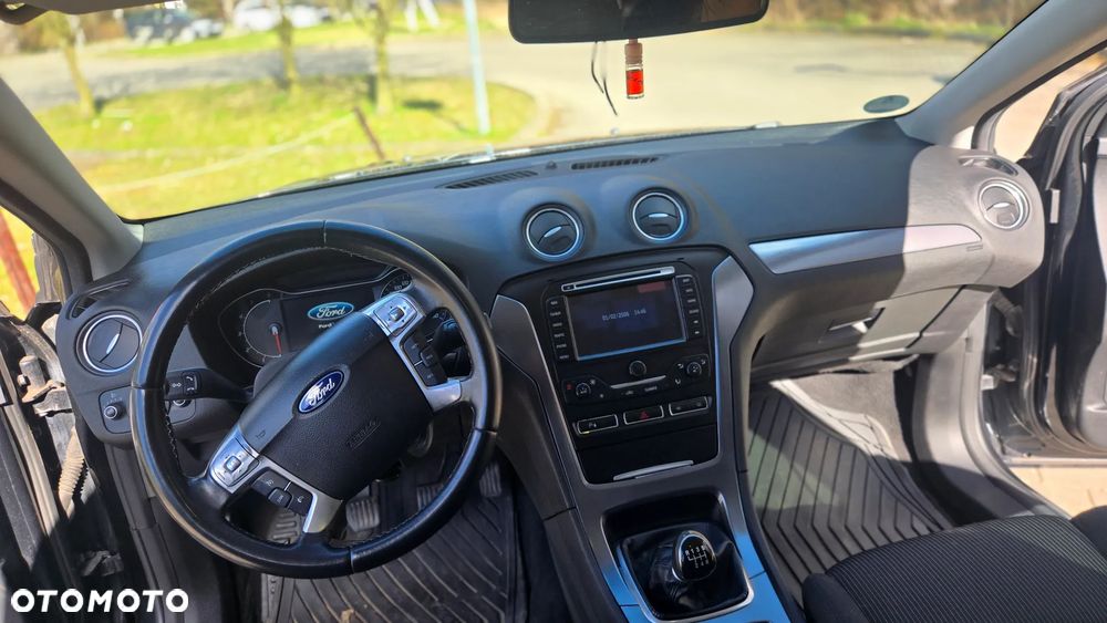 Ford Mondeo - 15