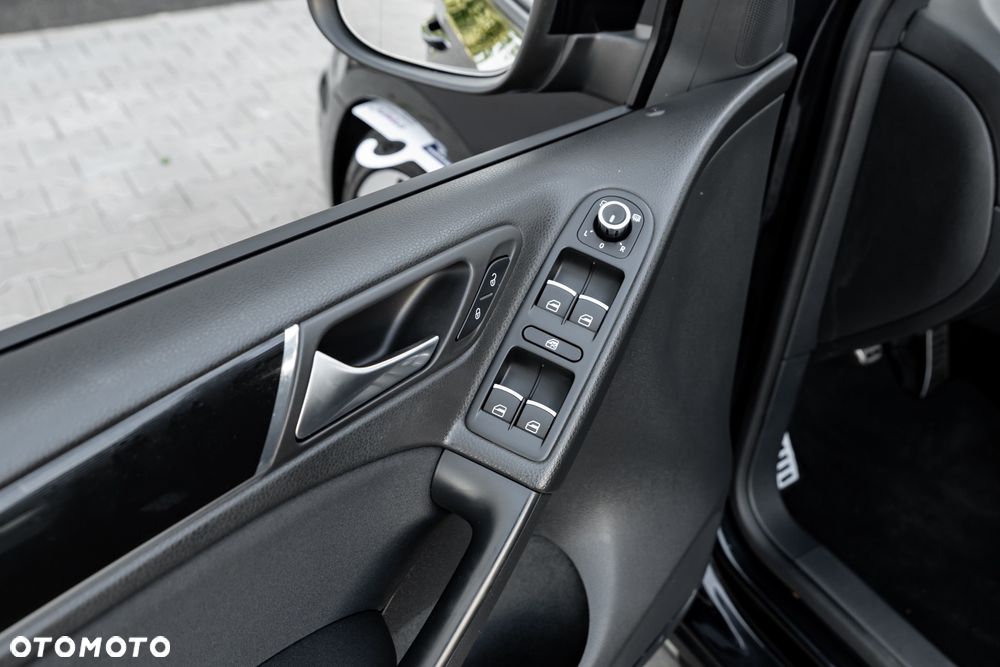 Volkswagen Golf 2.0 GTI - 18