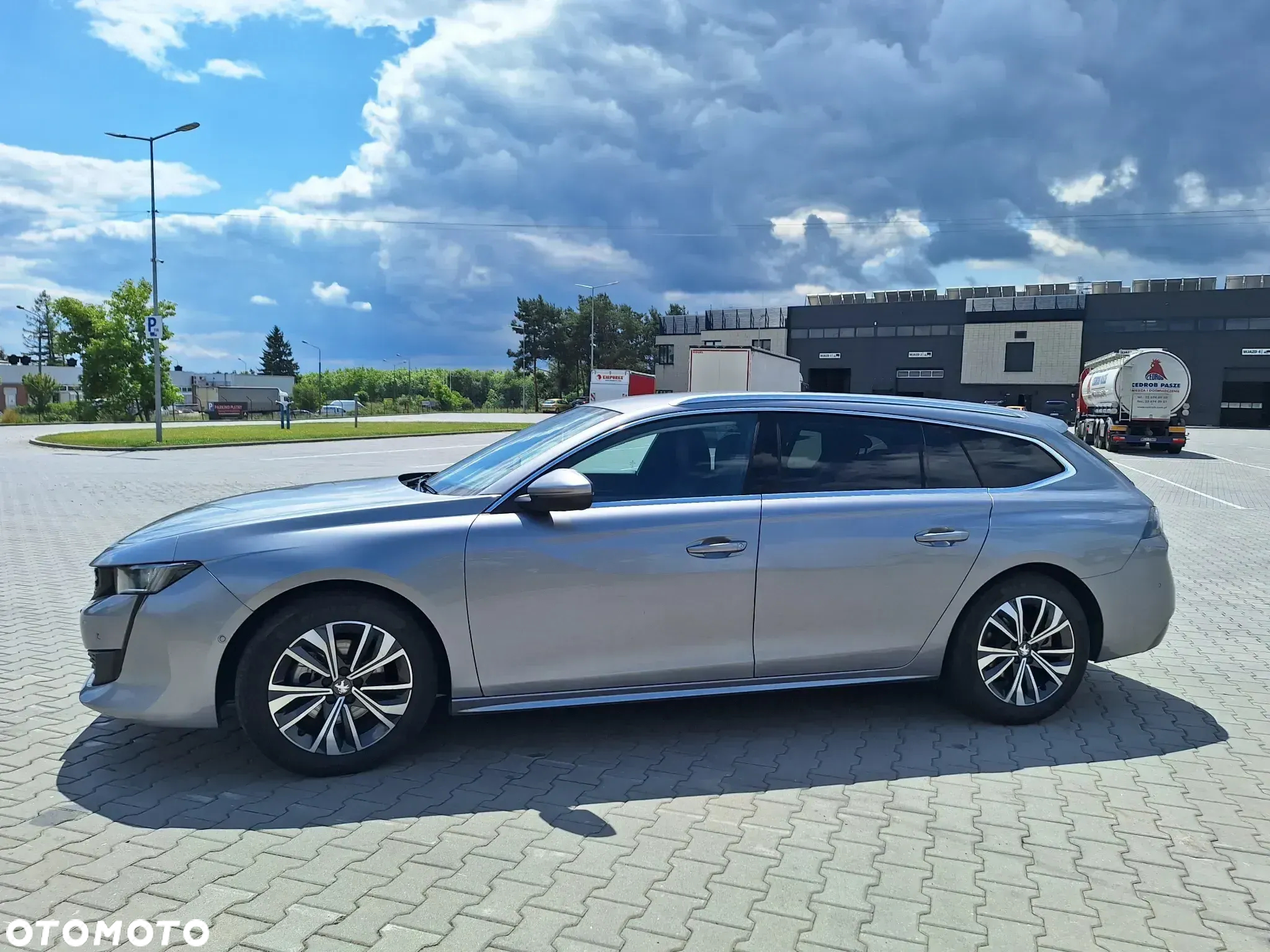 Peugeot 508 SW BlueHDi 130 Allure - 2
