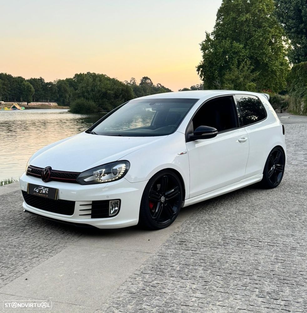 VW Golf 2.0 GTI DSG - 2