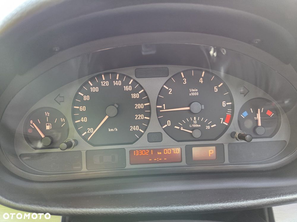 BMW Seria 3 - 18
