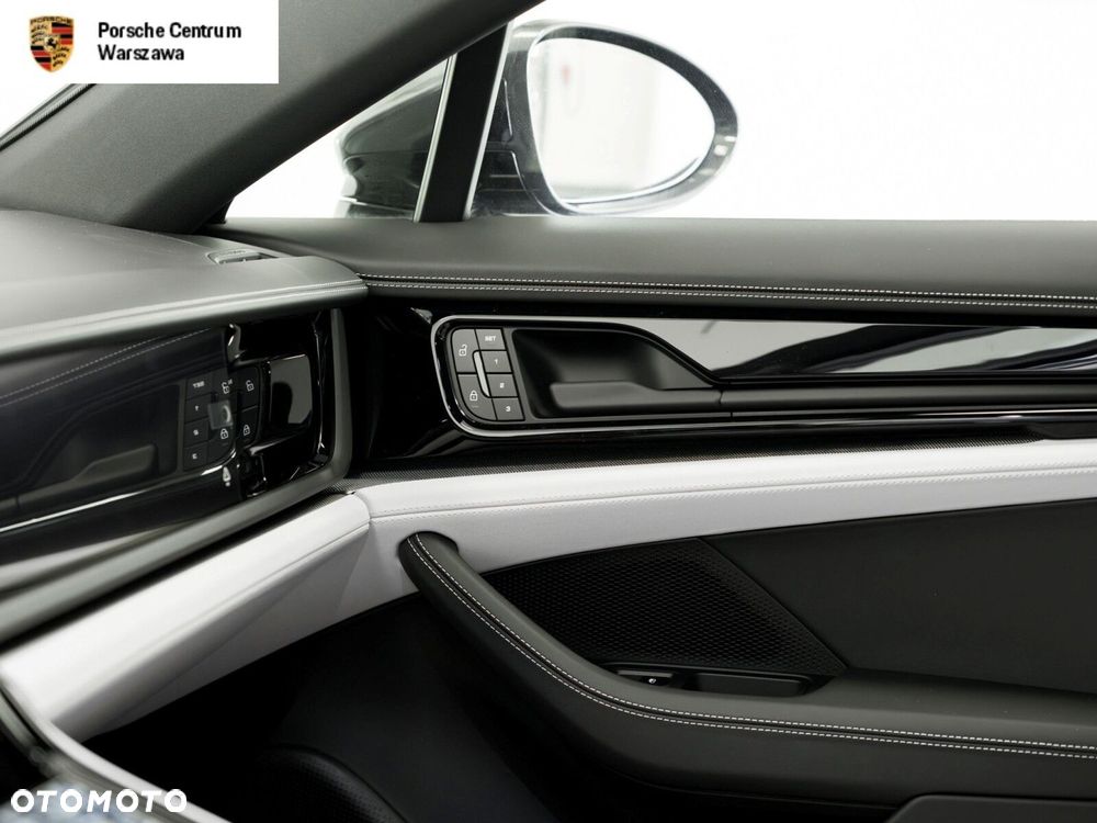 Porsche Panamera - 12
