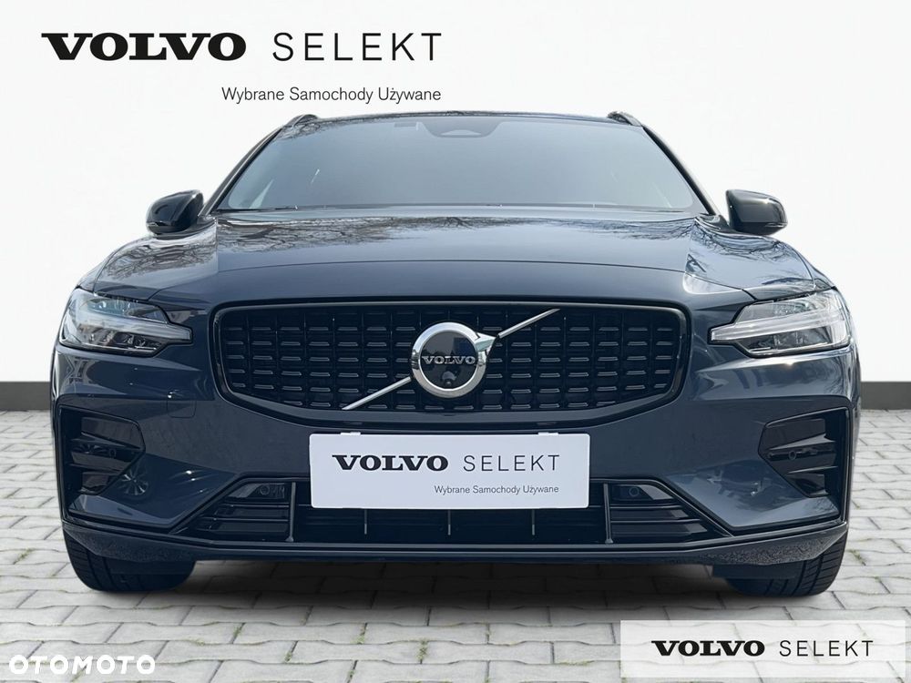 Volvo V60 B4 B Plus Dark - 3