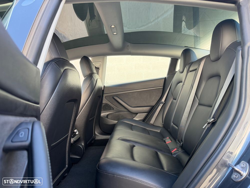 Tesla Model 3 Standard Range Plus RWD - 6