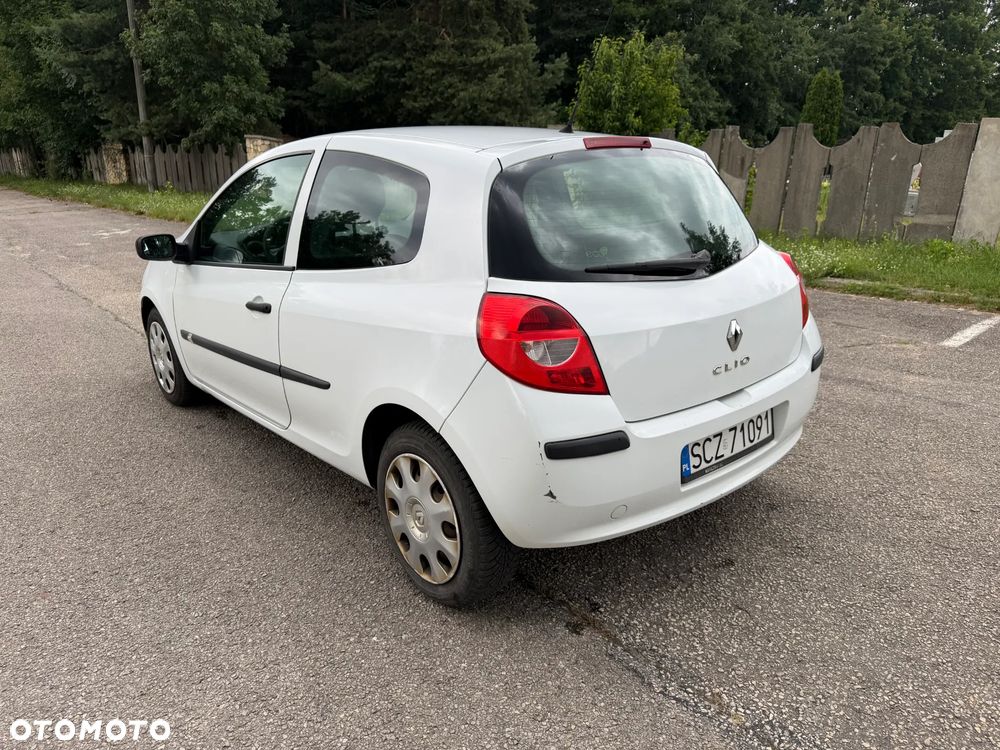 Renault Clio 1.5 dCi Alize - 5