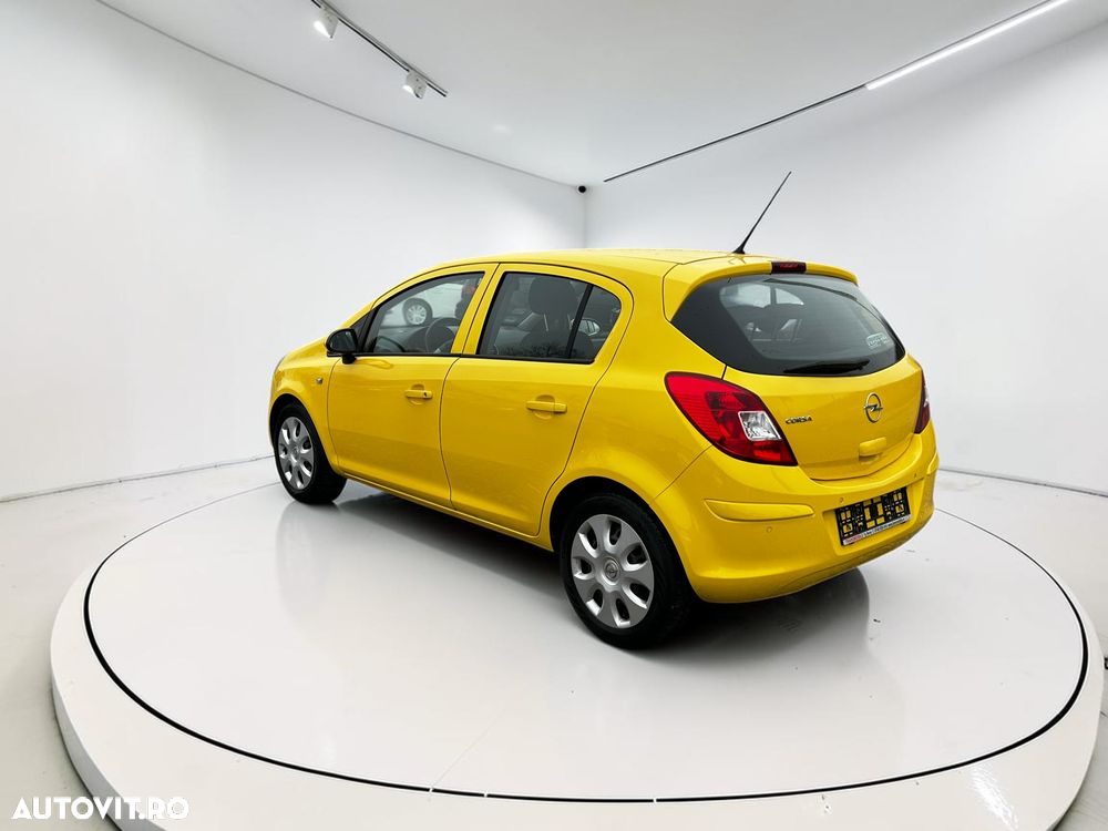 Opel Corsa 1.2i Easytronic Enjoy - 3