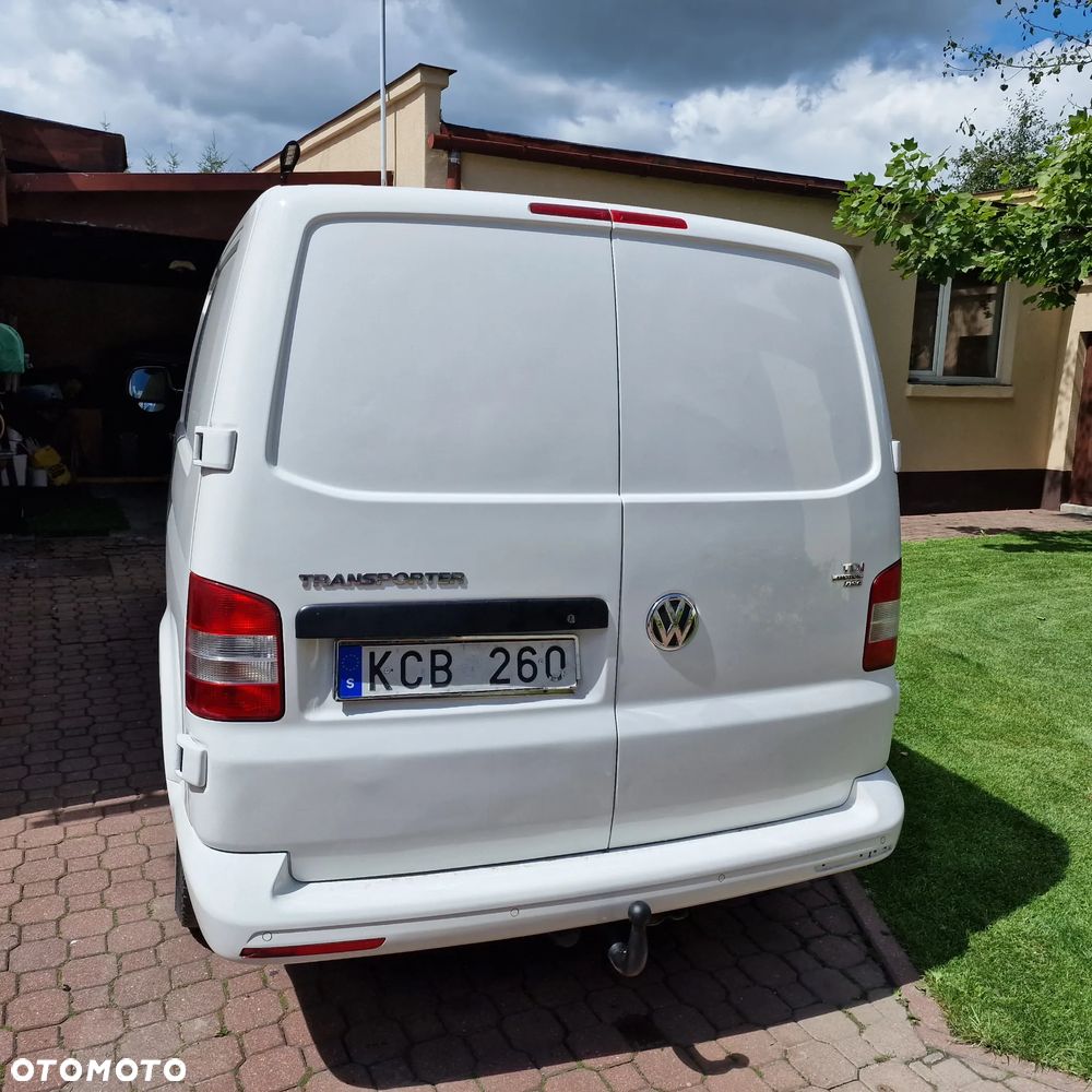 Volkswagen T5 - 10