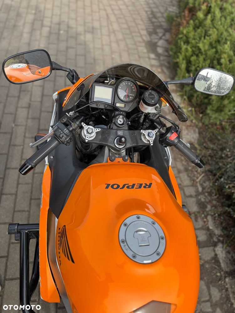 Honda CBR - 6